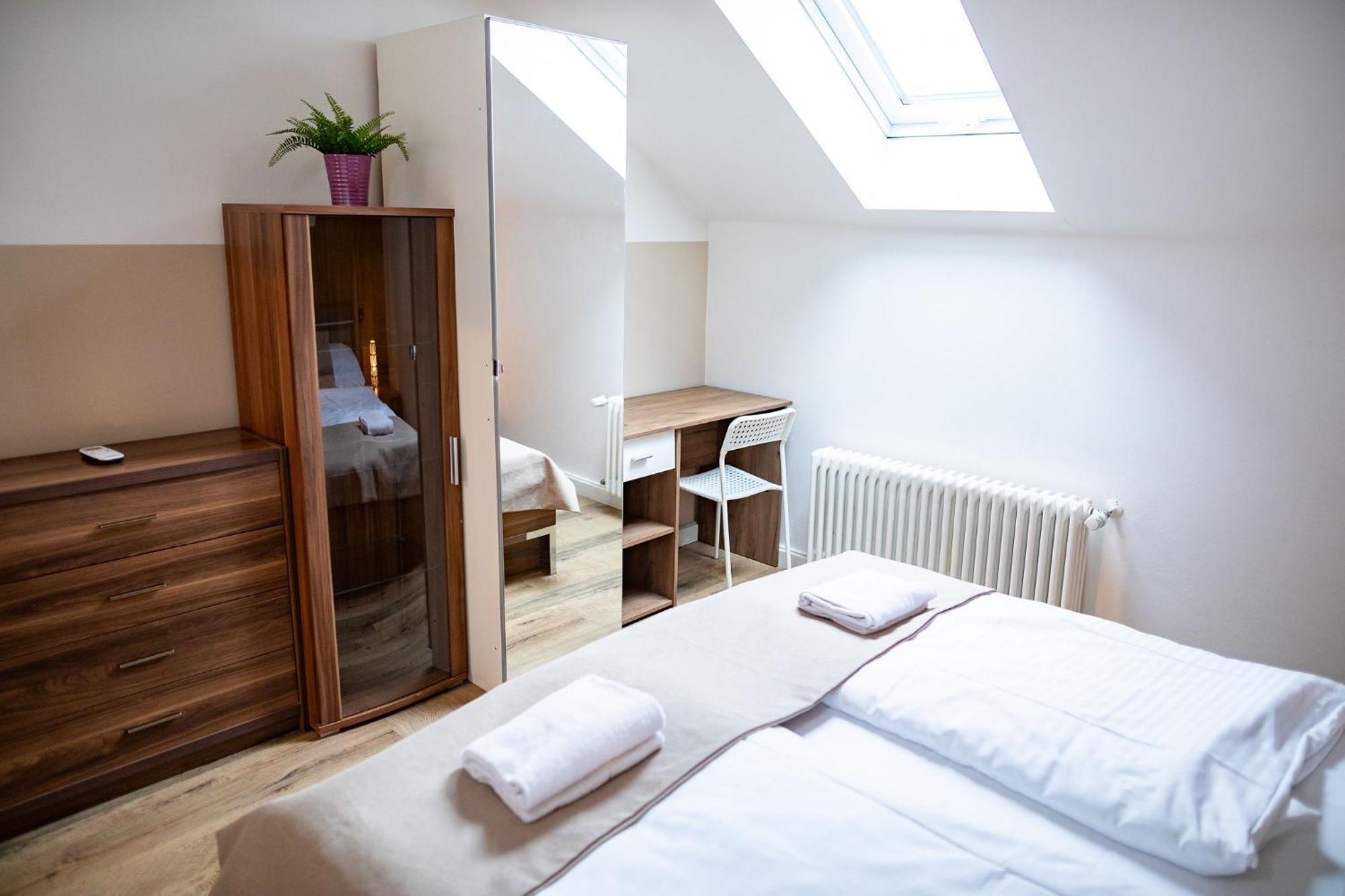 Central 3Bdr Penthouse With Terrace&Ac * Prague