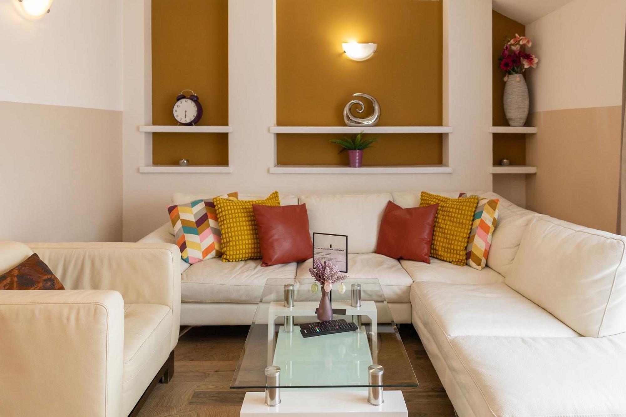 Apartment Central 3Bdr Penthouse With Terrace&Ac